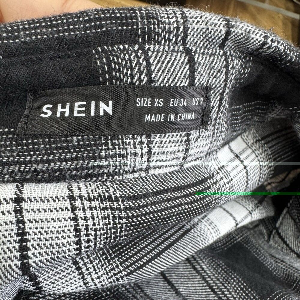 Shein Women's  Twisted Front Drop Shoulder Flannel Shirt Sz XS oversized loose - Picture 5 of 8